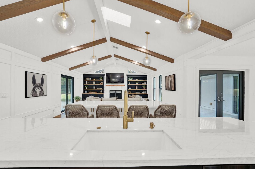 En Venta: $2,125,000 (5 camas, 4 baños, 3935 Pies cuadrados)