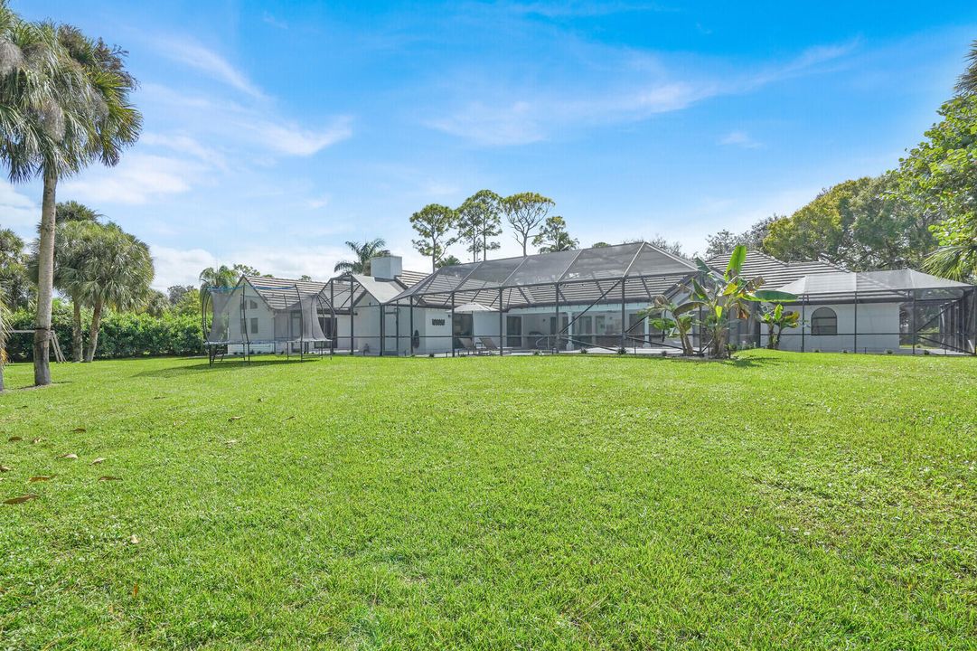 En Venta: $2,125,000 (5 camas, 4 baños, 3935 Pies cuadrados)