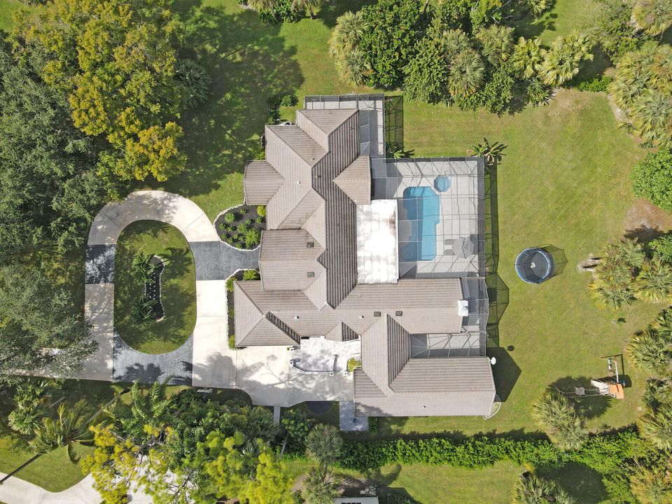 En Venta: $2,125,000 (5 camas, 4 baños, 3935 Pies cuadrados)