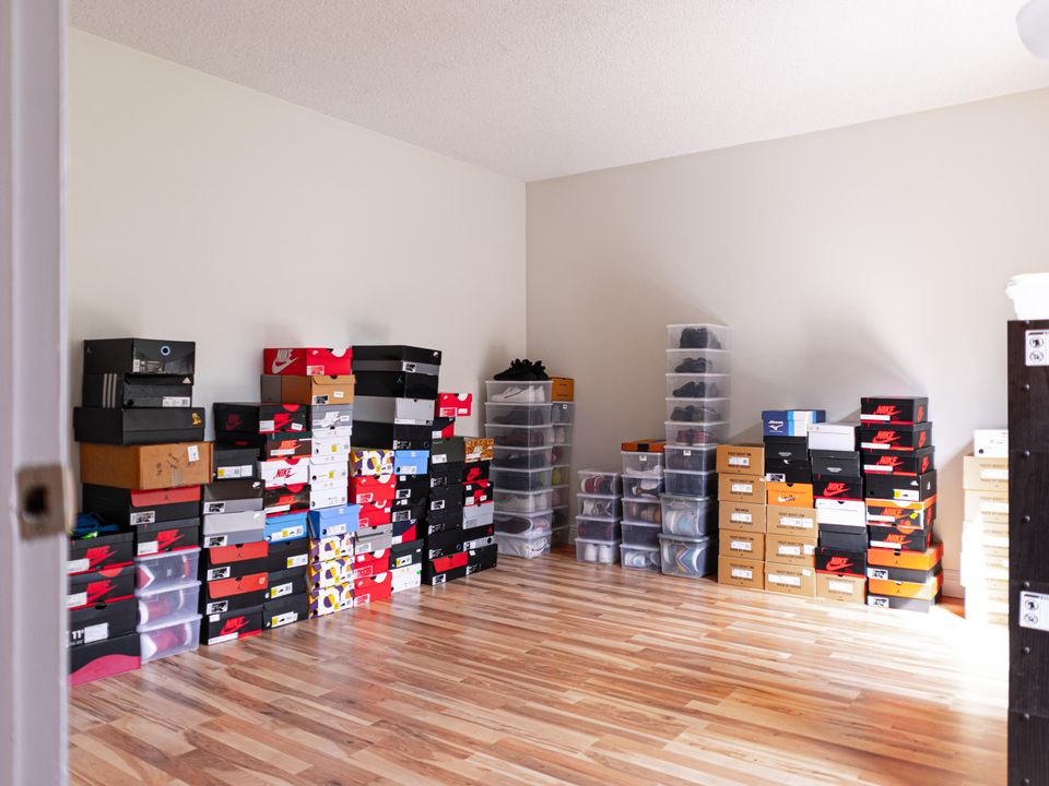 For Rent: $2,750 (2 beds, 2 baths, 1230 Square Feet)