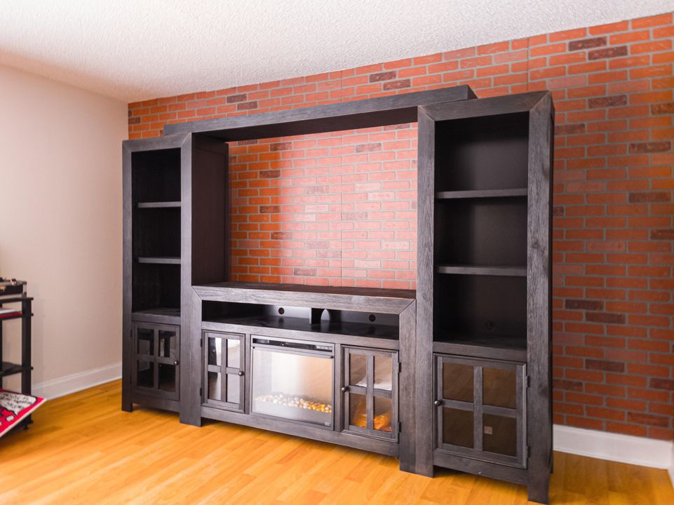 For Rent: $2,750 (2 beds, 2 baths, 1230 Square Feet)