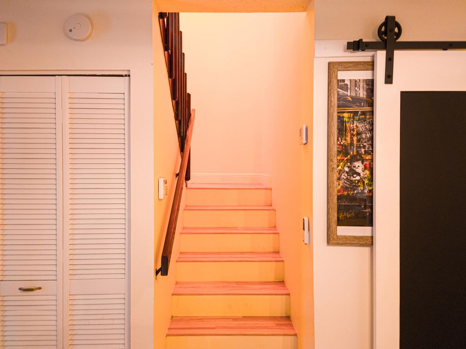 For Rent: $2,750 (2 beds, 2 baths, 1230 Square Feet)