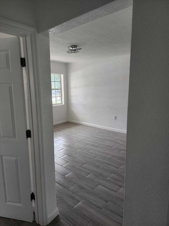 В аренду: $2,100 (2 спален, 1 ванн, 903 Квадратных фут)