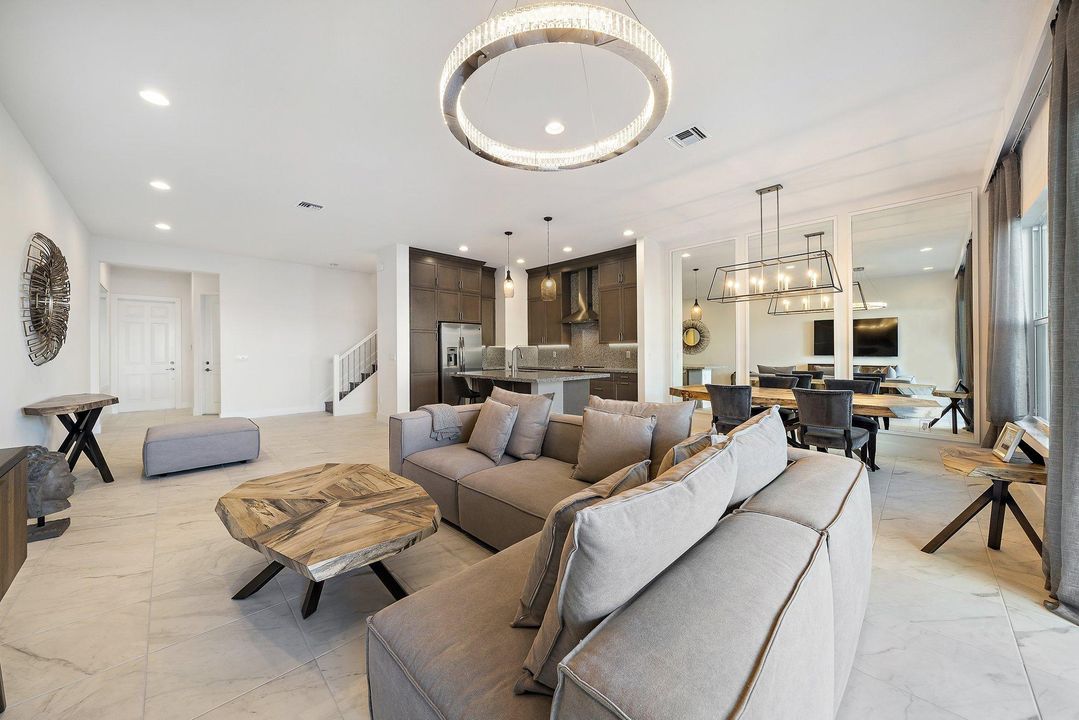 For Rent: $5,000 (3 beds, 2 baths, 2144 Square Feet)