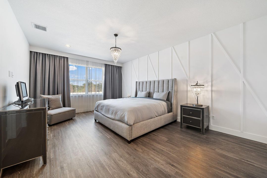 For Rent: $5,000 (3 beds, 2 baths, 2144 Square Feet)