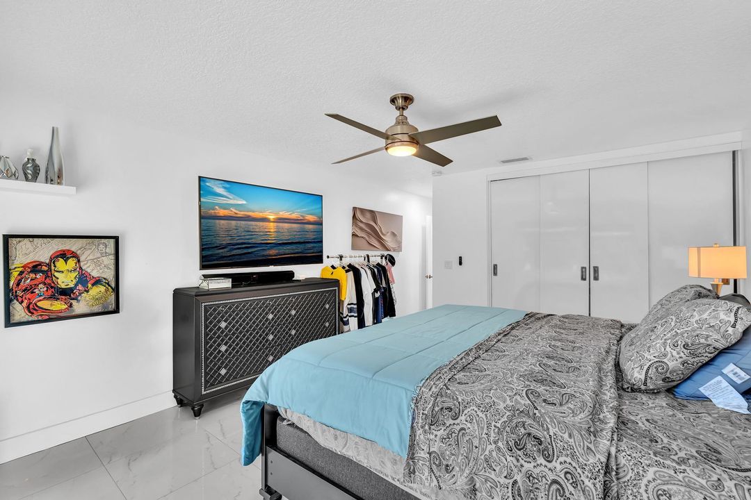 待售: $930,000 (3 贝兹, 3 浴室, 2363 平方英尺)