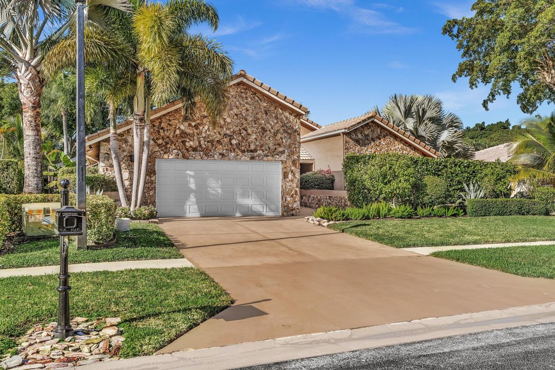 待售: $930,000 (3 贝兹, 3 浴室, 2363 平方英尺)