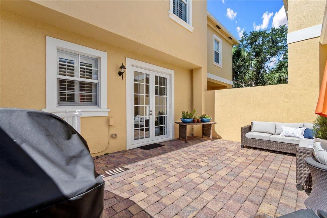 En Renta: $4,200 (3 camas, 2 baños, 1822 Pies cuadrados)