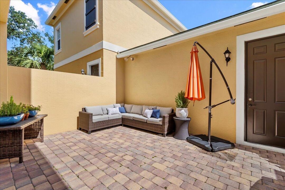 En Renta: $4,200 (3 camas, 2 baños, 1822 Pies cuadrados)