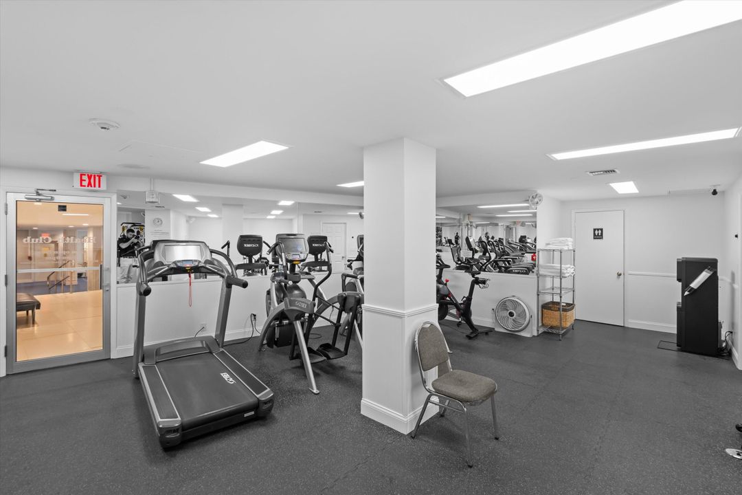 For Sale: $8,500,000 (2 beds, 3 baths, 2794 Square Feet)