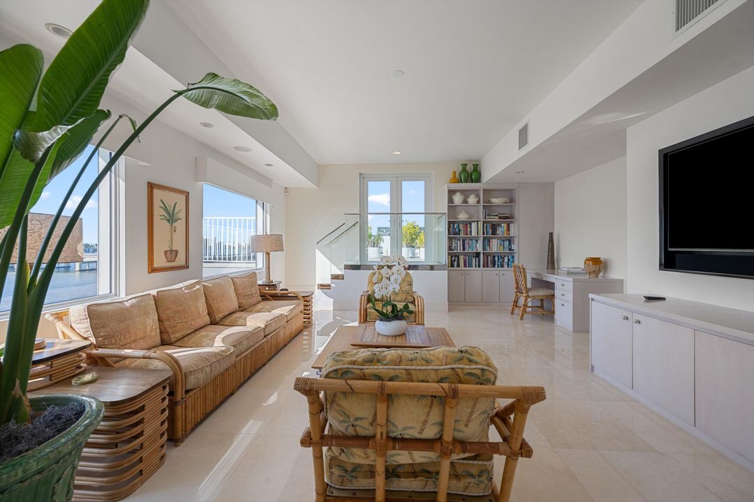 For Sale: $8,500,000 (2 beds, 3 baths, 2794 Square Feet)