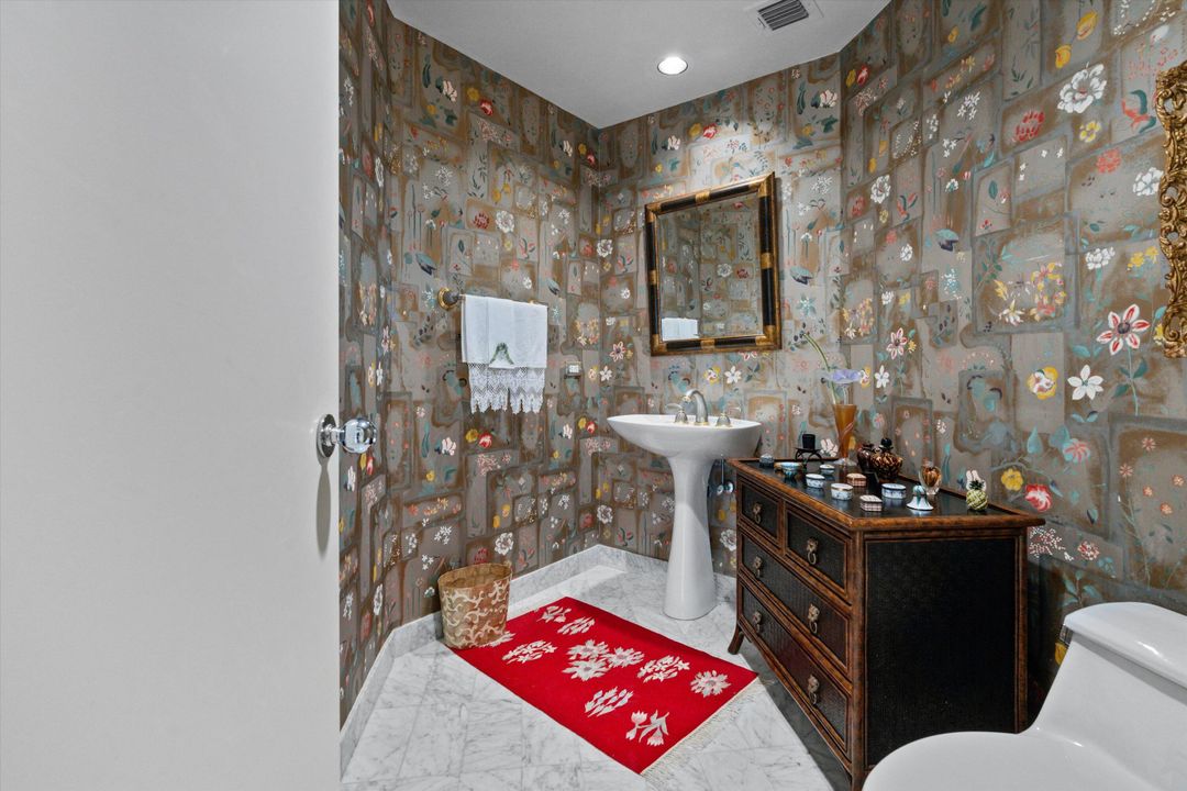 For Sale: $2,995,000 (3 beds, 3 baths, 3136 Square Feet)