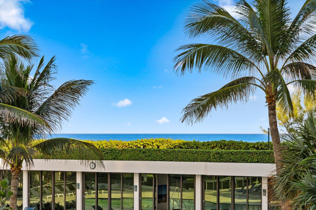 For Sale: $2,995,000 (3 beds, 3 baths, 3136 Square Feet)