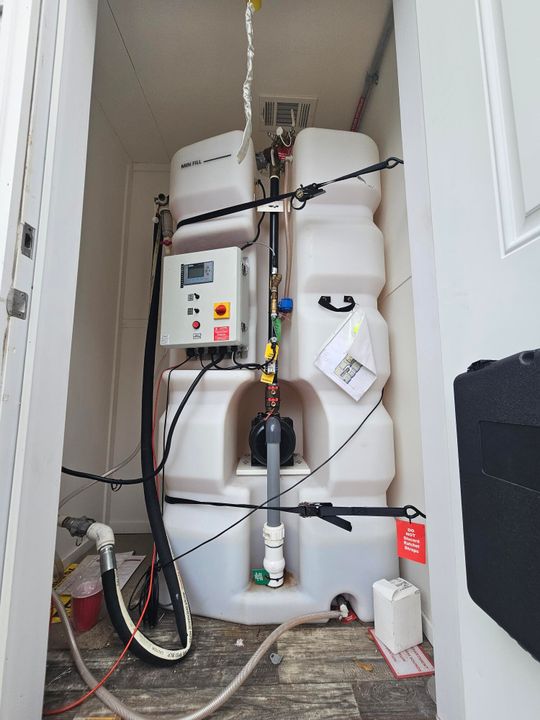 На продажу: $165,000 (2 спален, 1 ванн, 975 Квадратных фут)