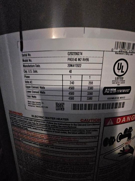 На продажу: $165,000 (2 спален, 1 ванн, 975 Квадратных фут)