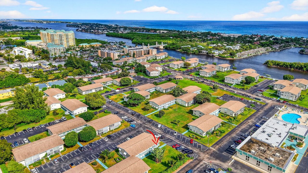 For Sale: $190,000 (2 beds, 1 baths, 815 Square Feet)