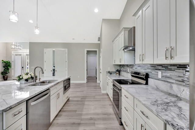 For Rent: $6,200 (4 beds, 3 baths, 2573 Square Feet)