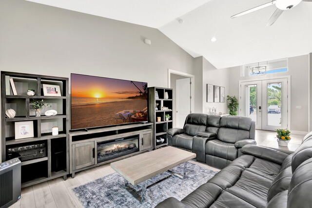 For Rent: $6,200 (4 beds, 3 baths, 2573 Square Feet)