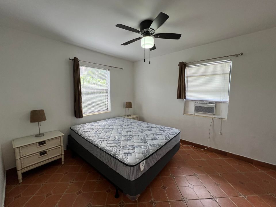 В аренду: $1,750 (1 спален, 1 ванн, 500 Квадратных фут)