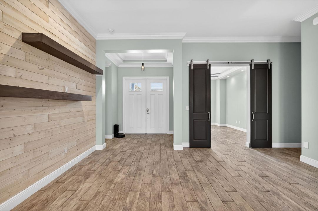 En Venta: $799,990 (3 camas, 3 baños, 2493 Pies cuadrados)