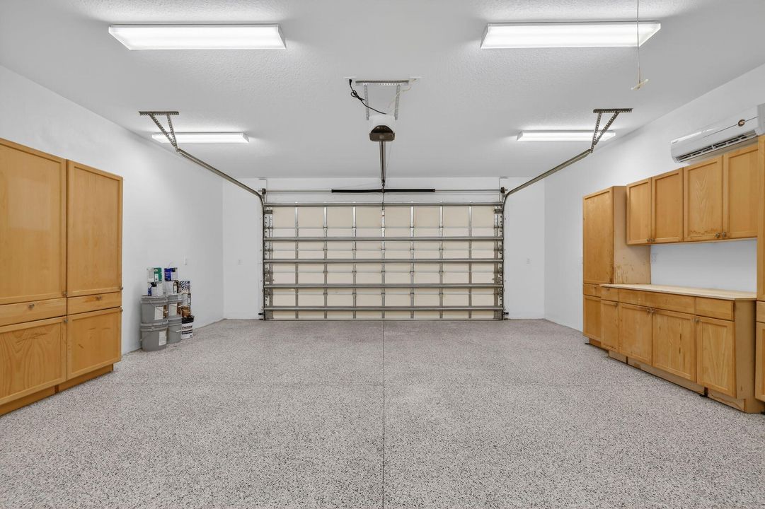 En Venta: $799,990 (3 camas, 3 baños, 2493 Pies cuadrados)