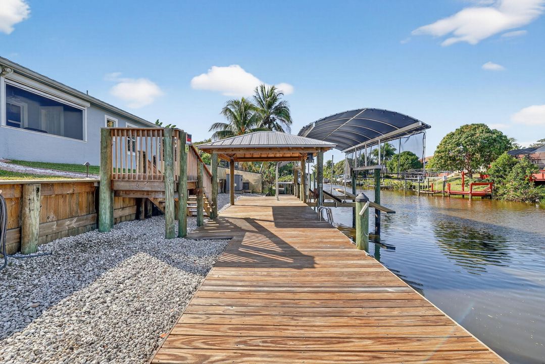 En Venta: $799,990 (3 camas, 3 baños, 2493 Pies cuadrados)