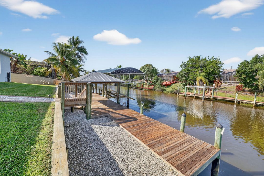 En Venta: $799,990 (3 camas, 3 baños, 2493 Pies cuadrados)