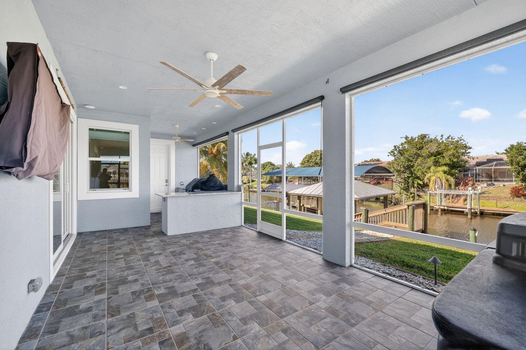 En Venta: $799,990 (3 camas, 3 baños, 2493 Pies cuadrados)