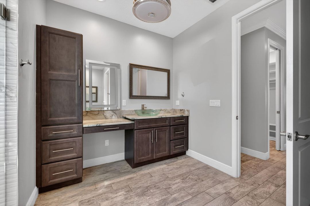 En Venta: $799,990 (3 camas, 3 baños, 2493 Pies cuadrados)