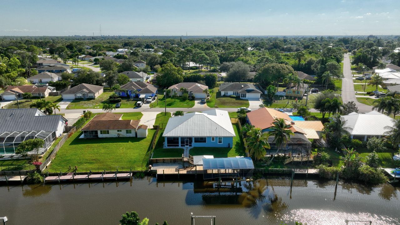 En Venta: $799,990 (3 camas, 3 baños, 2493 Pies cuadrados)