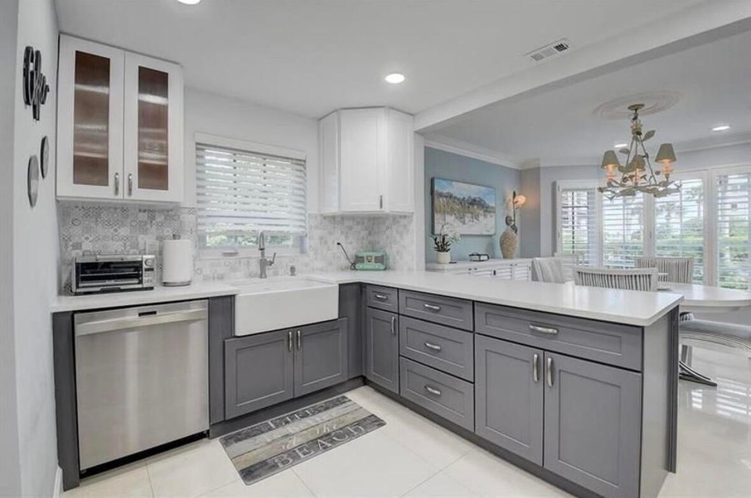 For Rent: $6,500 (2 beds, 2 baths, 1559 Square Feet)