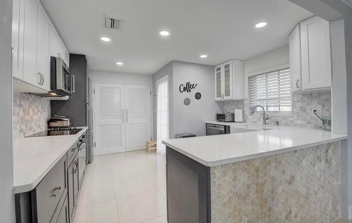 For Rent: $6,500 (2 beds, 2 baths, 1559 Square Feet)