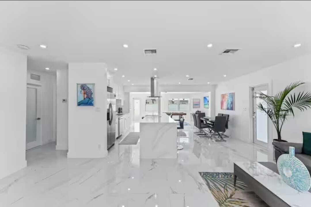 En Venta: $850,000 (3 camas, 2 baños, 1535 Pies cuadrados)