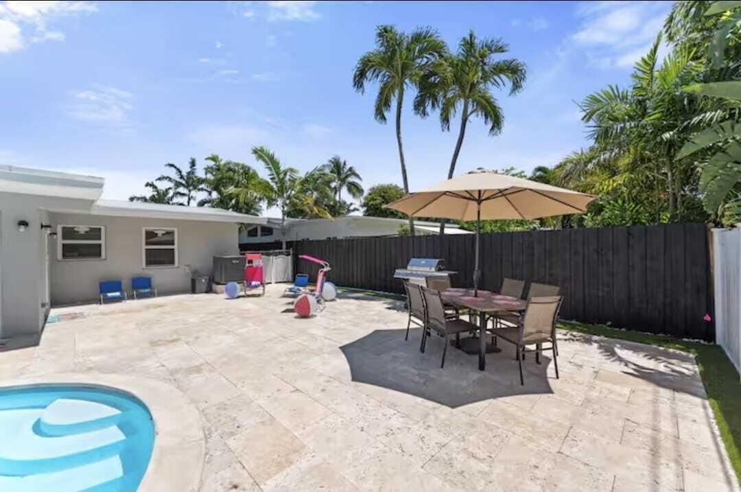 En Venta: $850,000 (3 camas, 2 baños, 1535 Pies cuadrados)