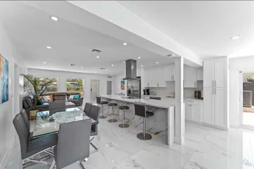 En Venta: $850,000 (3 camas, 2 baños, 1535 Pies cuadrados)