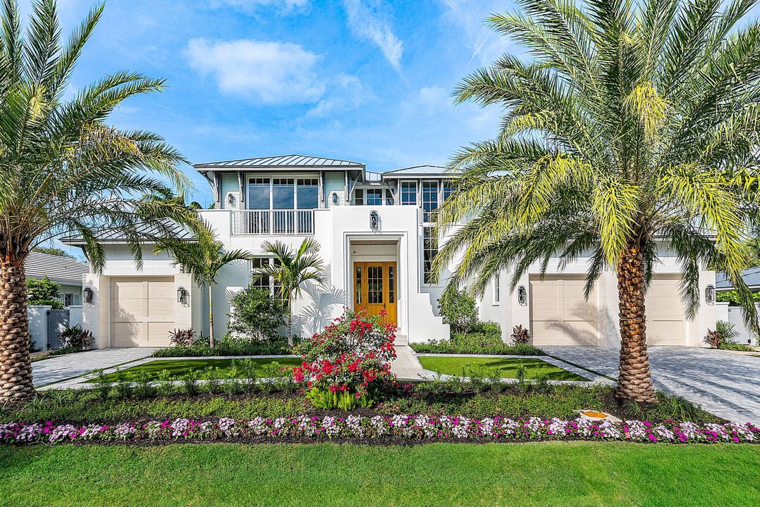 For Sale: $8,995,000 (6 beds, 6 baths, 4928 Square Feet)