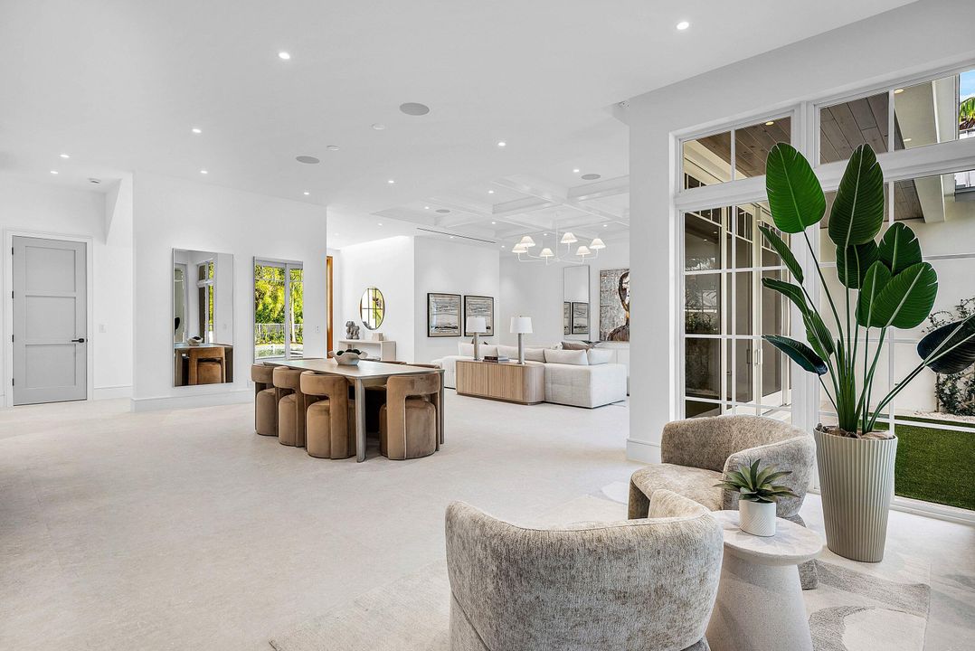 For Sale: $8,995,000 (6 beds, 6 baths, 4928 Square Feet)