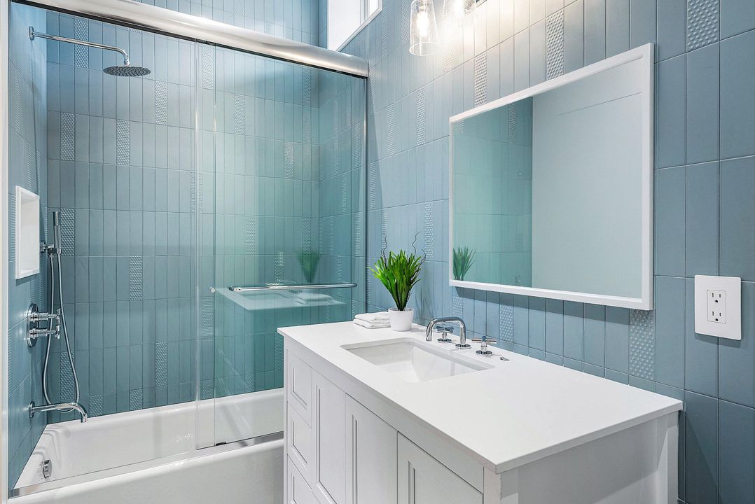 For Sale: $8,995,000 (6 beds, 6 baths, 4928 Square Feet)