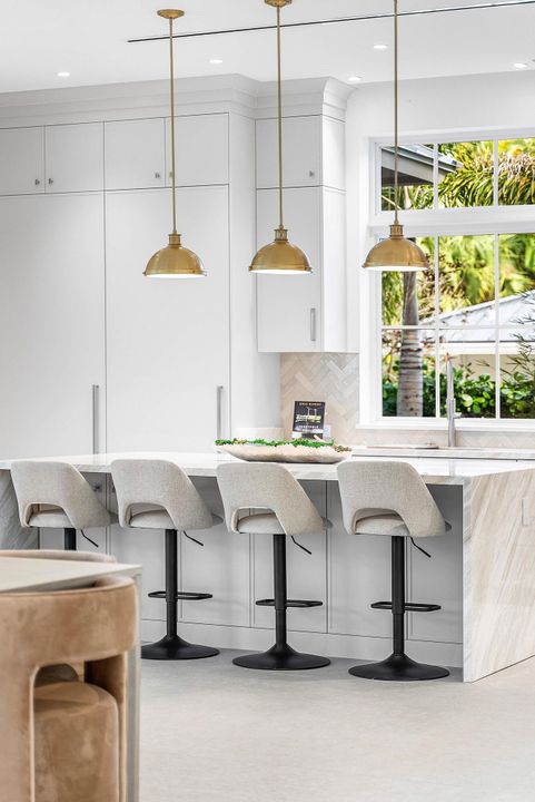 For Sale: $8,995,000 (6 beds, 6 baths, 4928 Square Feet)