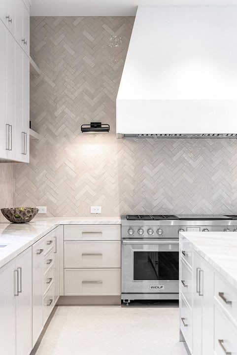 For Sale: $8,995,000 (6 beds, 6 baths, 4928 Square Feet)