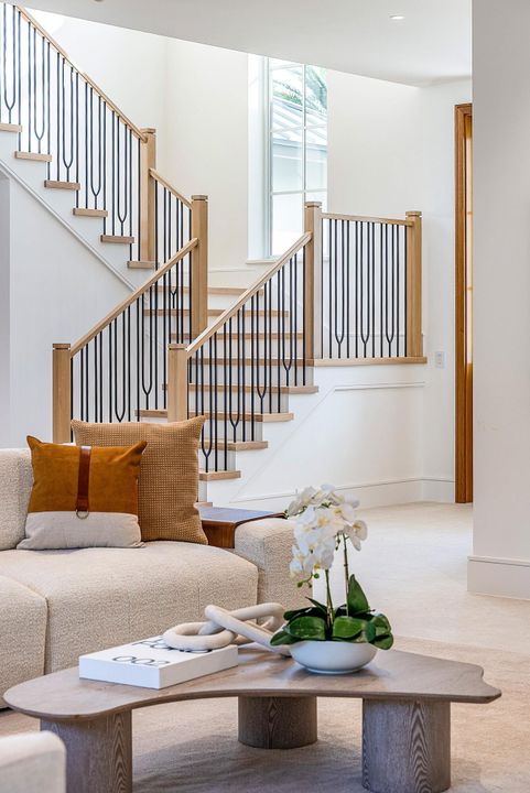 For Sale: $8,995,000 (6 beds, 6 baths, 4928 Square Feet)