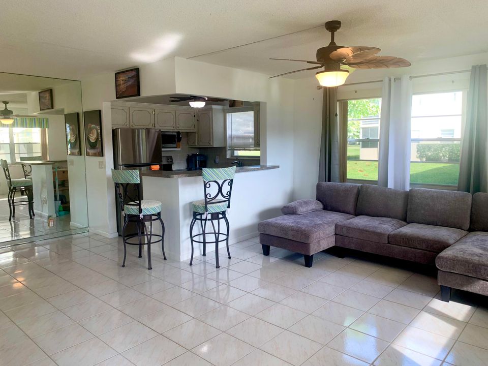 В аренду: $1,550 (1 спален, 2 ванн, 646 Квадратных фут)