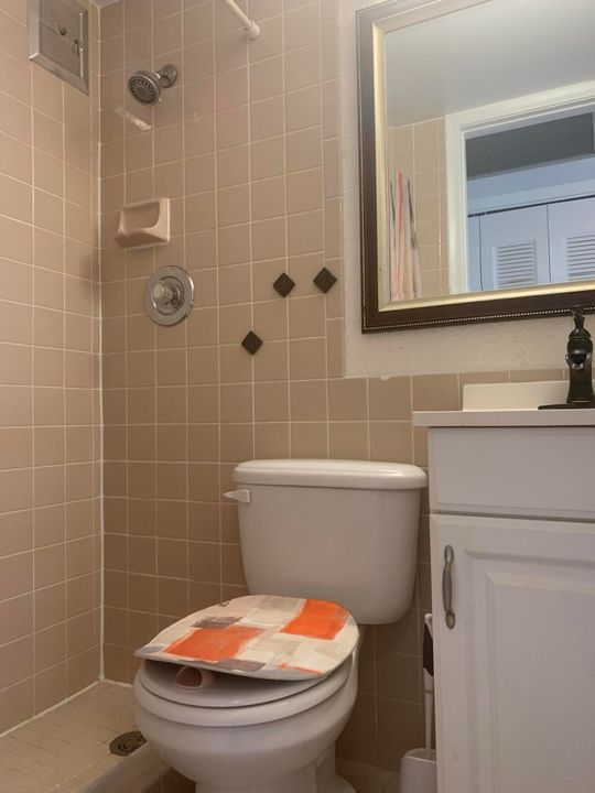 В аренду: $1,550 (1 спален, 2 ванн, 646 Квадратных фут)