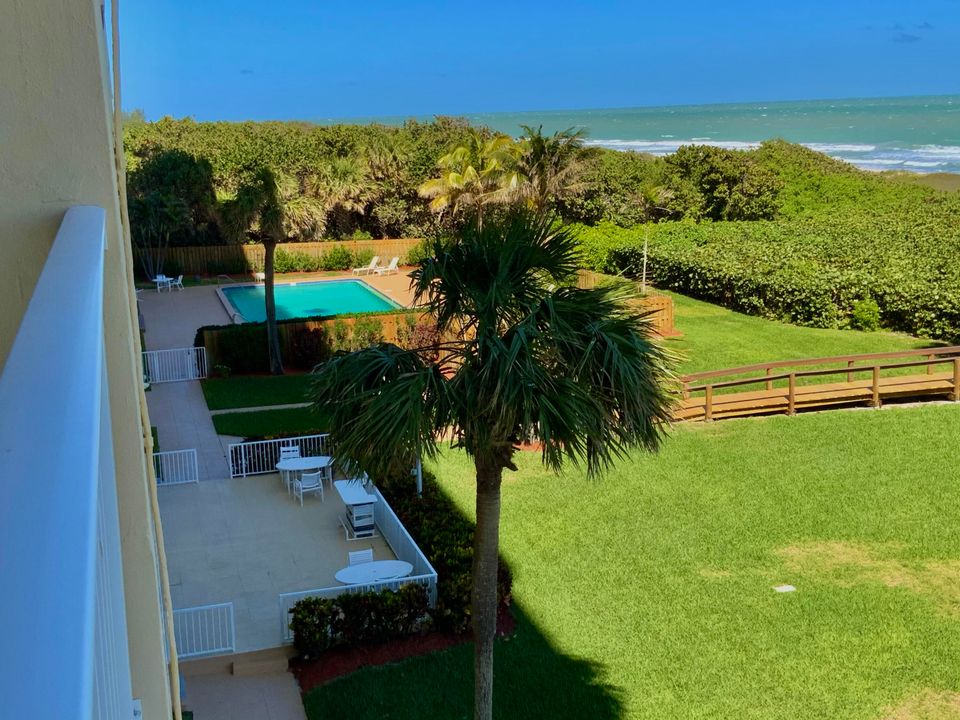 For Rent: $2,800 (2 beds, 2 baths, 1040 Square Feet)