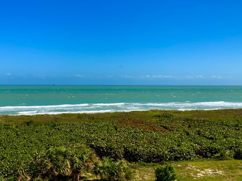 For Rent: $2,800 (2 beds, 2 baths, 1040 Square Feet)