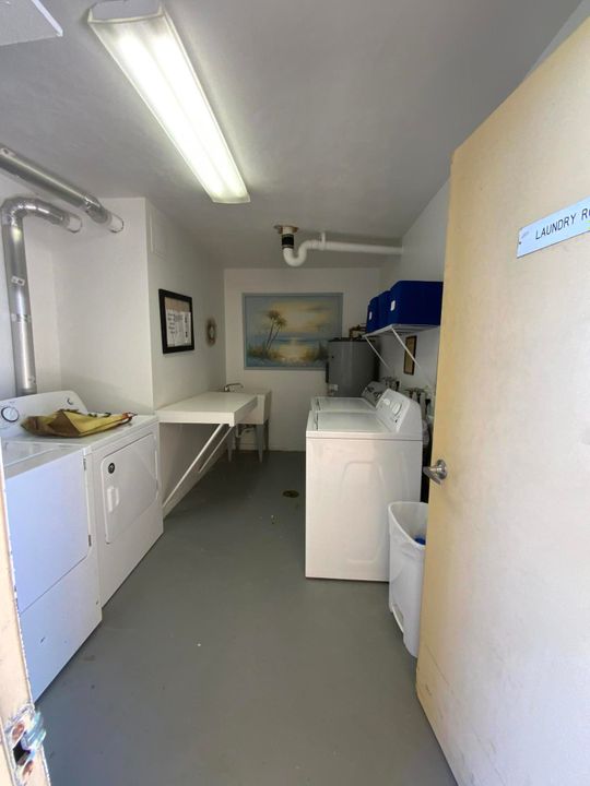 For Rent: $2,800 (2 beds, 2 baths, 1040 Square Feet)