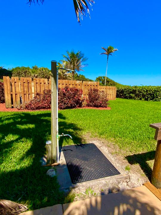 For Rent: $2,800 (2 beds, 2 baths, 1040 Square Feet)