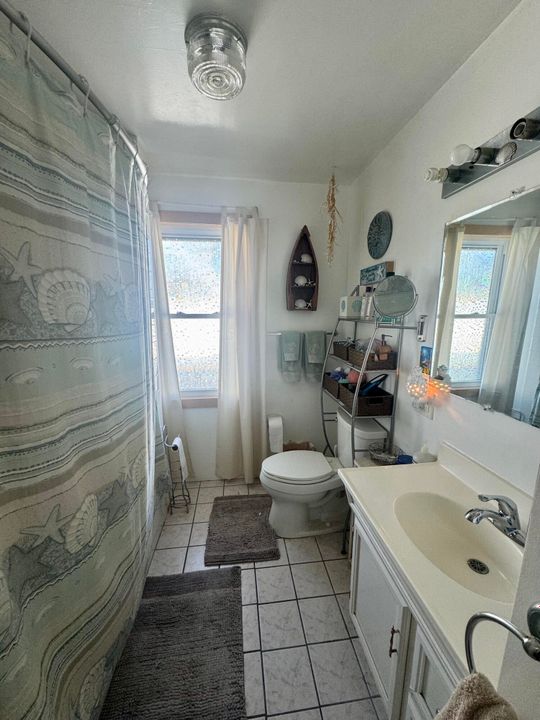 На продажу: $389,000 (3 спален, 2 ванн, 1102 Квадратных фут)