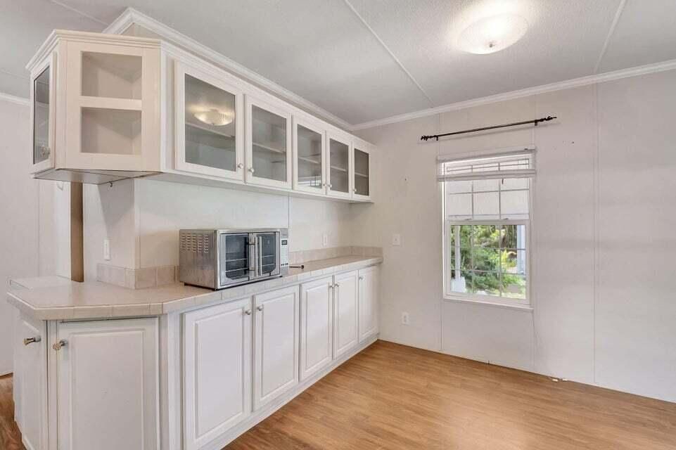 待售: $129,990 (2 贝兹, 2 浴室, 840 平方英尺)