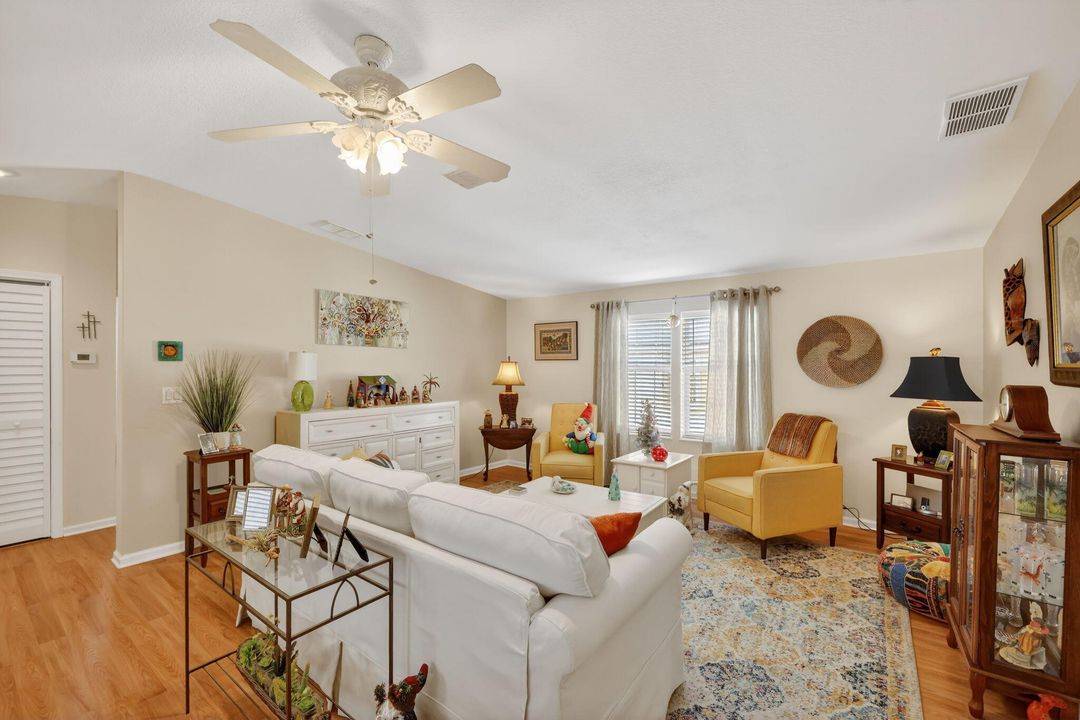 For Sale: $129,900 (3 beds, 2 baths, 1848 Square Feet)